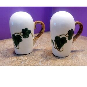 Poppy Trail Vernon Metlox California Ivy Salt and Pepper Shakers